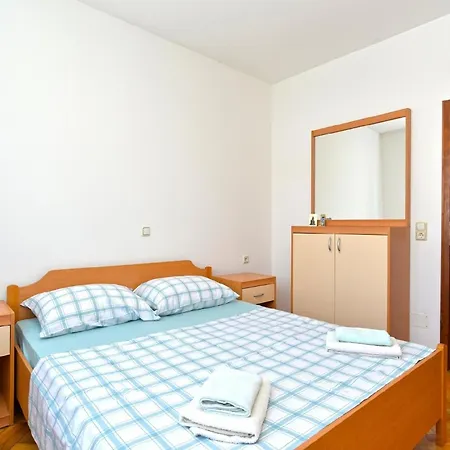 Fuer 2 Personen Ca 32 Qm In Rovinj, Istrien Istrische Riviera 罗维尼